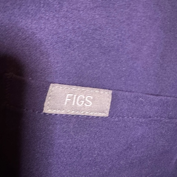 Figs Deep Purple Scrub Set - Picture 2 of 7